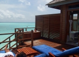 Olhuveli Beach resort - vodná vila s jacuzzi