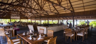 The Barefoot Eco hotel Maledivy