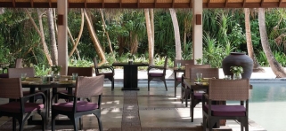 Four Seasons Landaa Giraavaru - Café Landaa