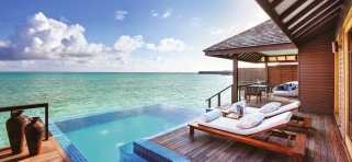 Deluxe vodná vila - Hideaway beach Maledivy