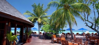 Olhuveli Beach resort - Dhoni bar