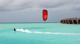 Kitesurfing Maledivy